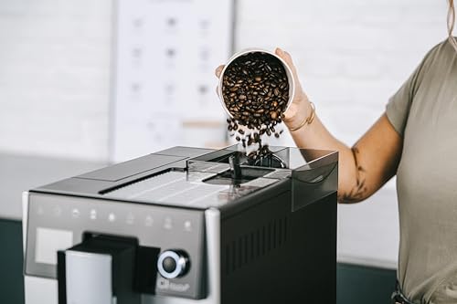 Melitta CI Touch - Kaffeevollautomat mit Milchsystem, Kaffeemaschine mit integrierter Kaffeemühle und Milchaufschäumer, für z. B. Espresso oder Cappuccino, silber