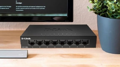 D-Link DGS-108GL 8-Port Unmanaged Gigabit Switch (ohne Lüfter, Low Profile Metallgehäuse, Desktop, Plug-and-Play, QoS, 802.3az EEE), Black