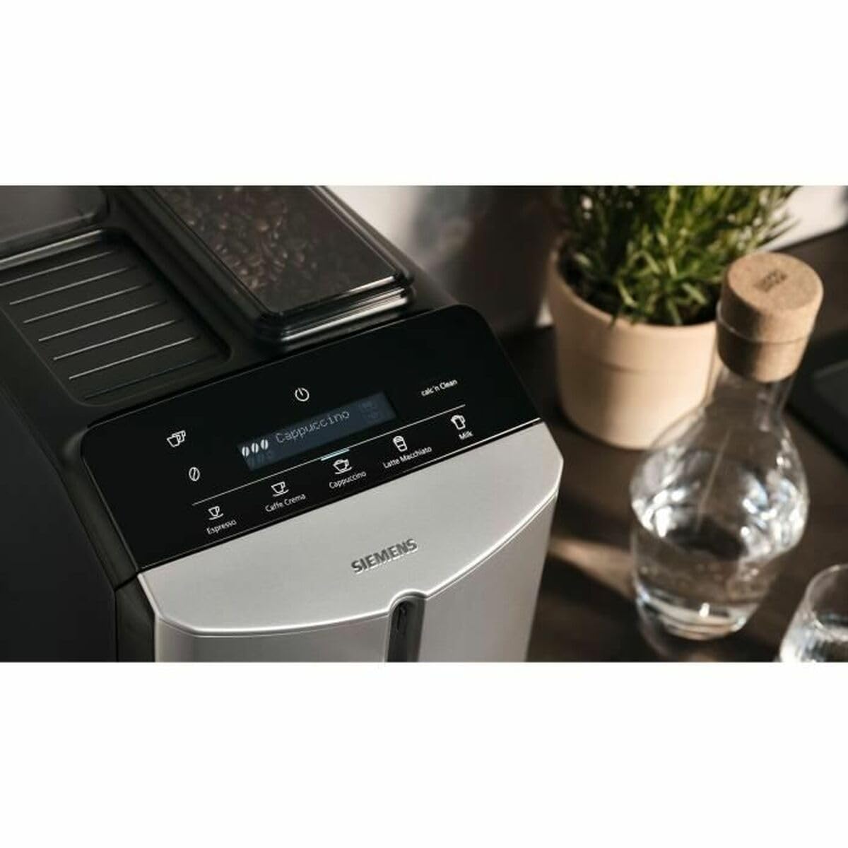 SIEMENS Kaffeevollautomat EQ300 TF303E07, für viele Kaffeespezialitäten, Milchaufschäumer, Keramikmahlwerk, OneTouch-Funktion, 1300 W, Inox silver metallic