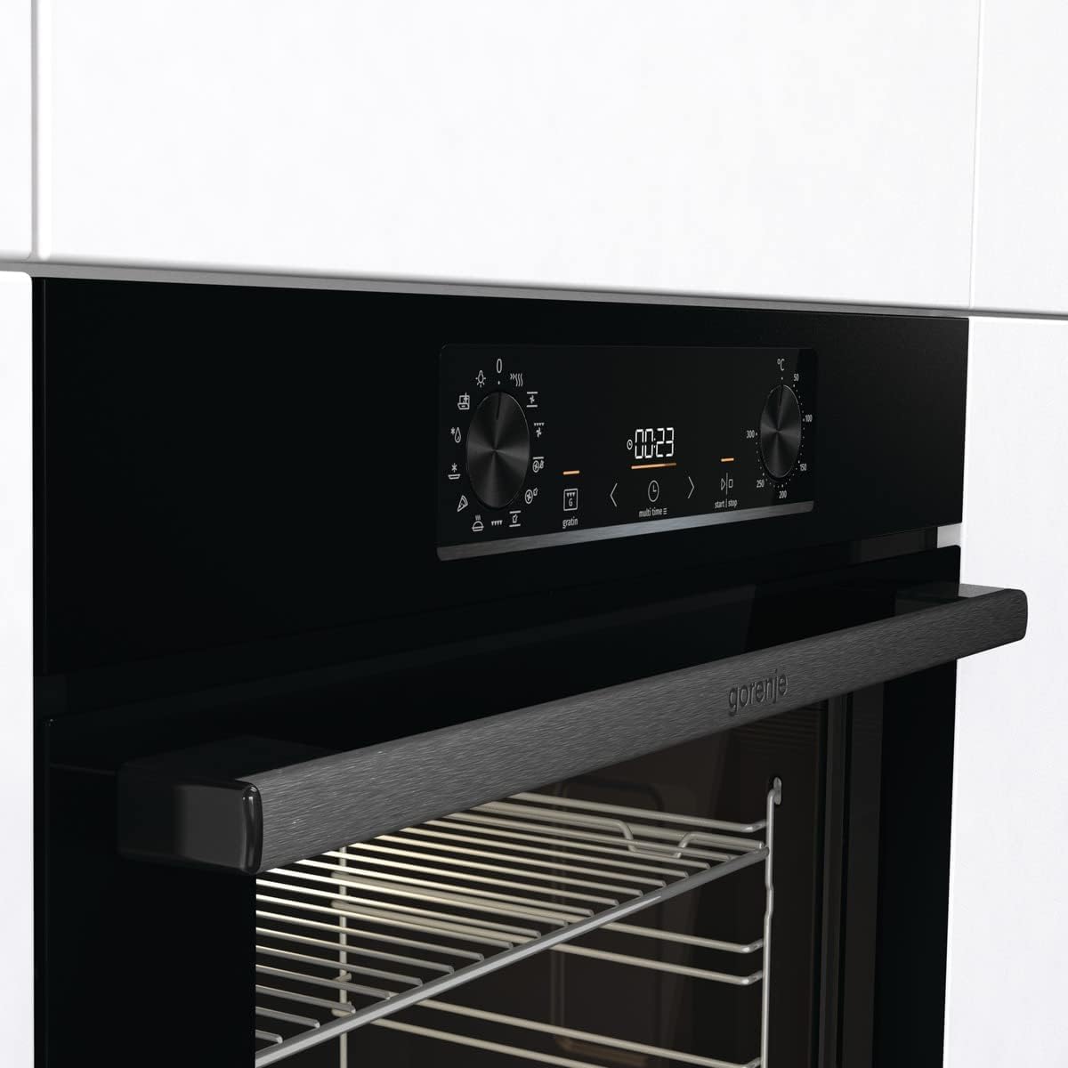 Gorenje OptiBake BOS6737 E02B Einbau-Backofen / 77L / AquaClean/Heißluft/ExtraSteam/AirFry/PerfectGrill/Pizzamode 300°C/Schwarz