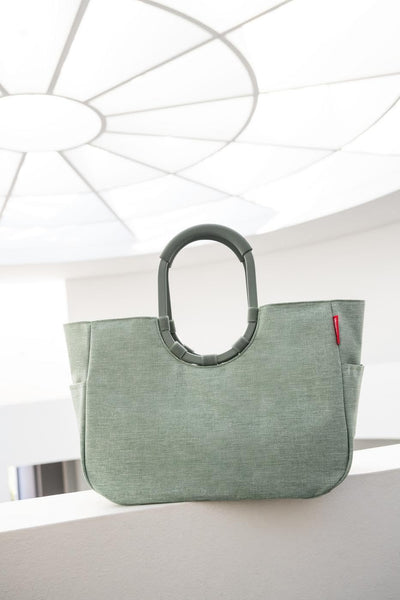 reisenthel loopshopper L frame twist sage – Stabile Tasche mit praktischen Fächern aus recycelten PET-Flaschen – Charmantes und wasserabweisendes Design