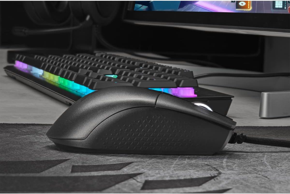 CORSAIR KATAR PRO XT Kabelgebundene Ultra-Light FPS Gaming Maus - 18.000 DPI - Symmetrische Form - Quickstrike Tasten - iCUE Kompatibel - PC, Mac, PS5, PS4, Xbox - Schwarz