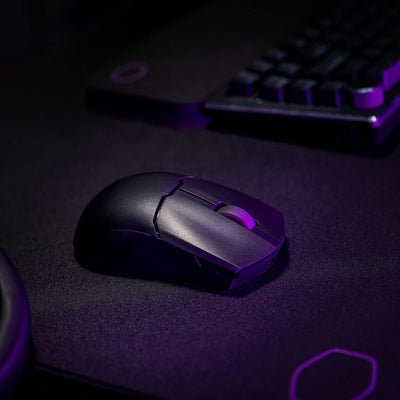 Cooler Master MM712 RGB Gaming-Maus – Ultralight 59g, Hybrid Wireless, 19K DPI PAW3370 Optischer Sensor, 70 Millionen Klicks optische Schalter, On-The-Fly, MasterPlus+ (38K DPI, nur PC) – Schwarz