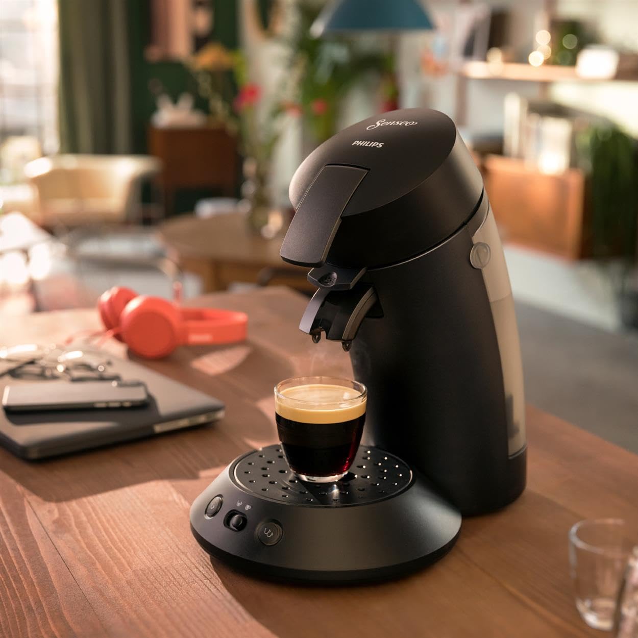 Philips Senseo Original Plus Kaffeepadmaschine, Schwarz, Intensitätsauswahl, Coffee Boost-Technologie, hergestellt aus recyceltem Kunststoff, CSA210/60