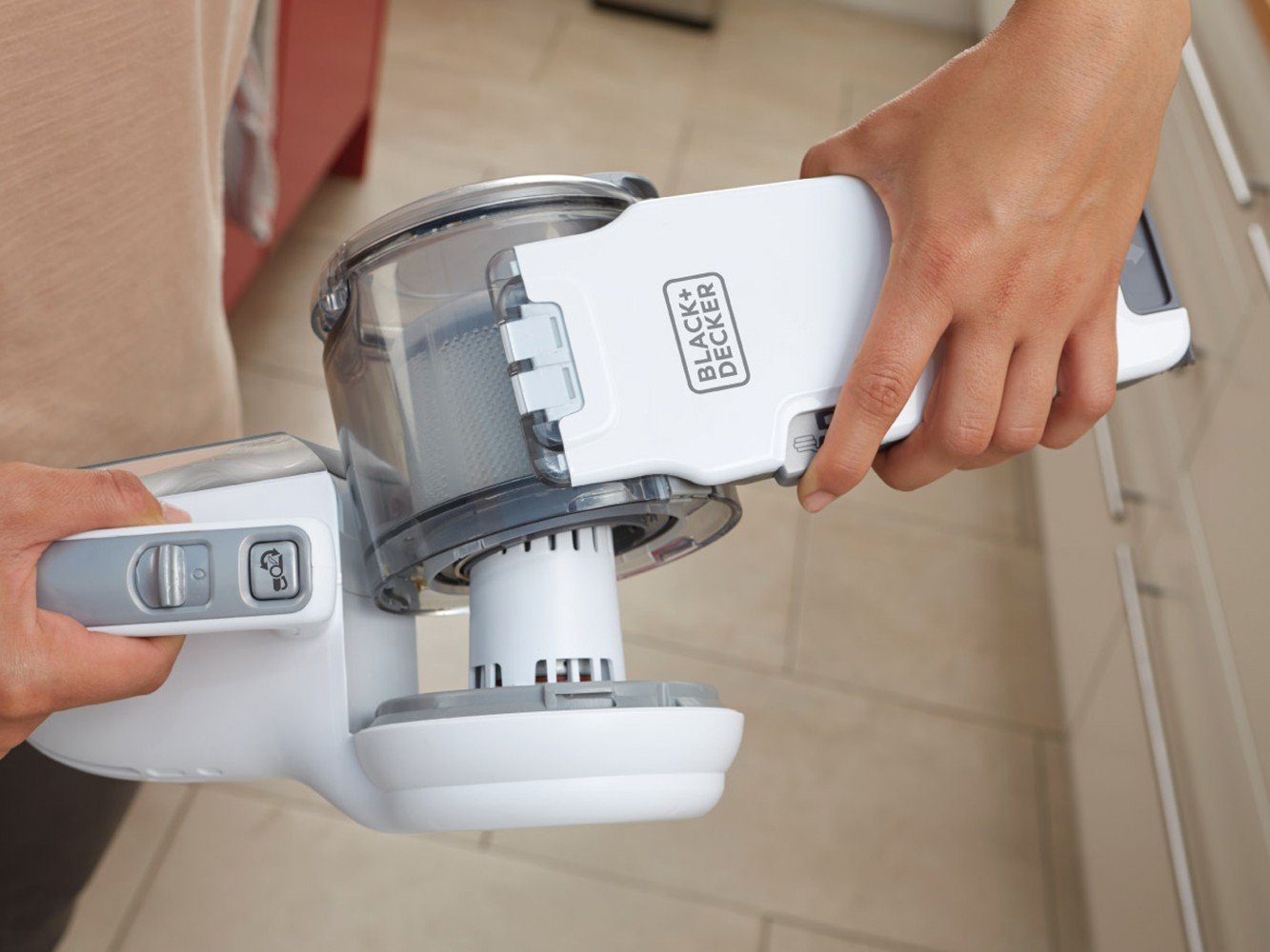 BLACK+DECKER Handstaubsauger Akku 18VDustbuster Pivot (mit Multi-Positions-Saugvorrichtung, kabellos, mit Ladestation mit Wandhalterung, Fugendüse und Polsterbürste) PV1820L