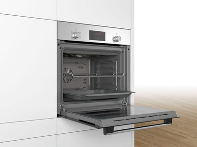 Bosch HBF133BR0 Serie 2 Einbau-Backofen, 60 x 60 cm, EcoClean Direct Reinigungshilfe, 3D Heißluft Backen auf 3 Ebenen, LED-Display, Schnellaufheizung, Kindersicherung, Schwarz, Updated