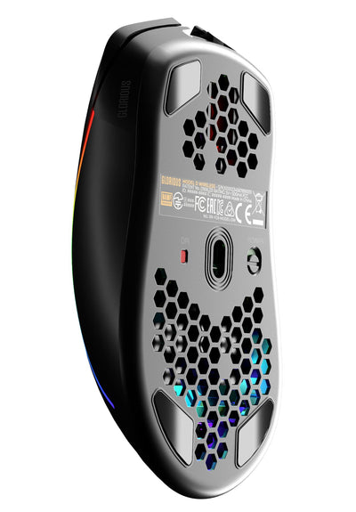 Glorious Gaming Model D Wireless Gaming Mouse – Superleichte 69 g, verzögerungsfreier 2,4-GHz-Funk, bis zu 71 Stunden Akku, RGB-Beleuchtung, BAMF-Sensor, ergonomisch, 6 Tasten – Mattschwarz