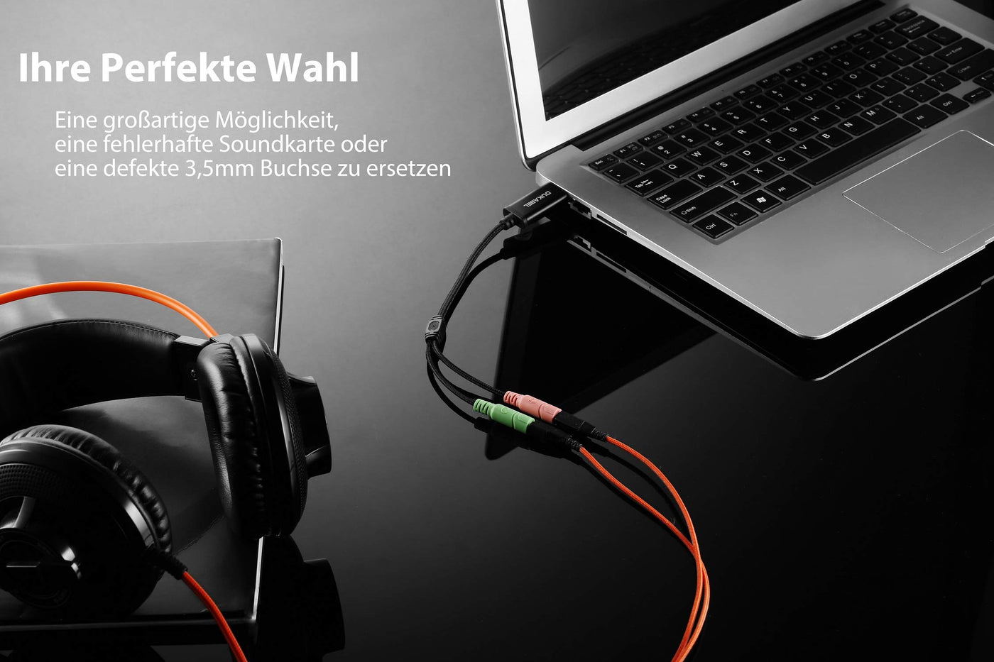 DuKabel Externe USB Soundkarte Adapter für Computer, Laptop und PS4, USB auf 2 x 3.5mm Buchse Aux Audio Konverter Kabel für Kopfhörer, Lautsprecher und 3 Pole TRS Mikrofon - Schwarz