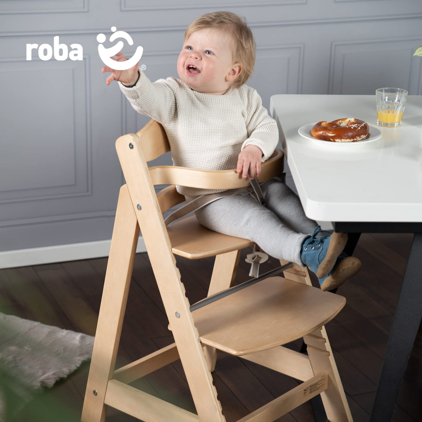 roba Treppenhochstuhl Sit Up III - Mitwachsender Baby Hochstuhl - ab 6 Monaten - Kinderhochstuhl aus Holz natur - Stuhl bis 50 kg belastbar, 1 Stück (1er Pack)