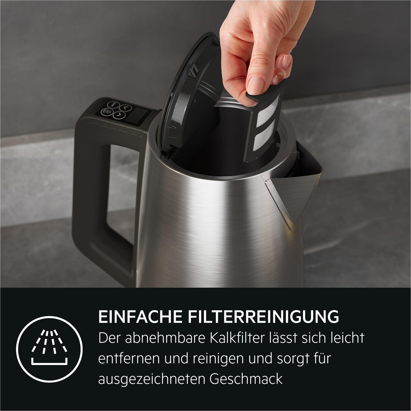 AEG Wasserkocher K5-1-6ST Deli 5 / 2400 Watt / 5 einstellbare Temperaturstufen / 1,7 l / 3-fache automatische Sicherheitsabschaltung / Anti-Tropf-Funktion / Einhand-Deckelöffnung / Edelstahl