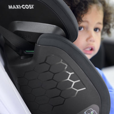 Maxi-Cosi RodiFix M i-Size, Kindersitz mit hohem Rücken, 3,5–12 Jahre, 100–150 cm, ISOFIX-Kindersitz, G-CELL Seitenaufprallschutz, verstellbare Höhe, schnelles und einfaches Anschnallen, Basic Black