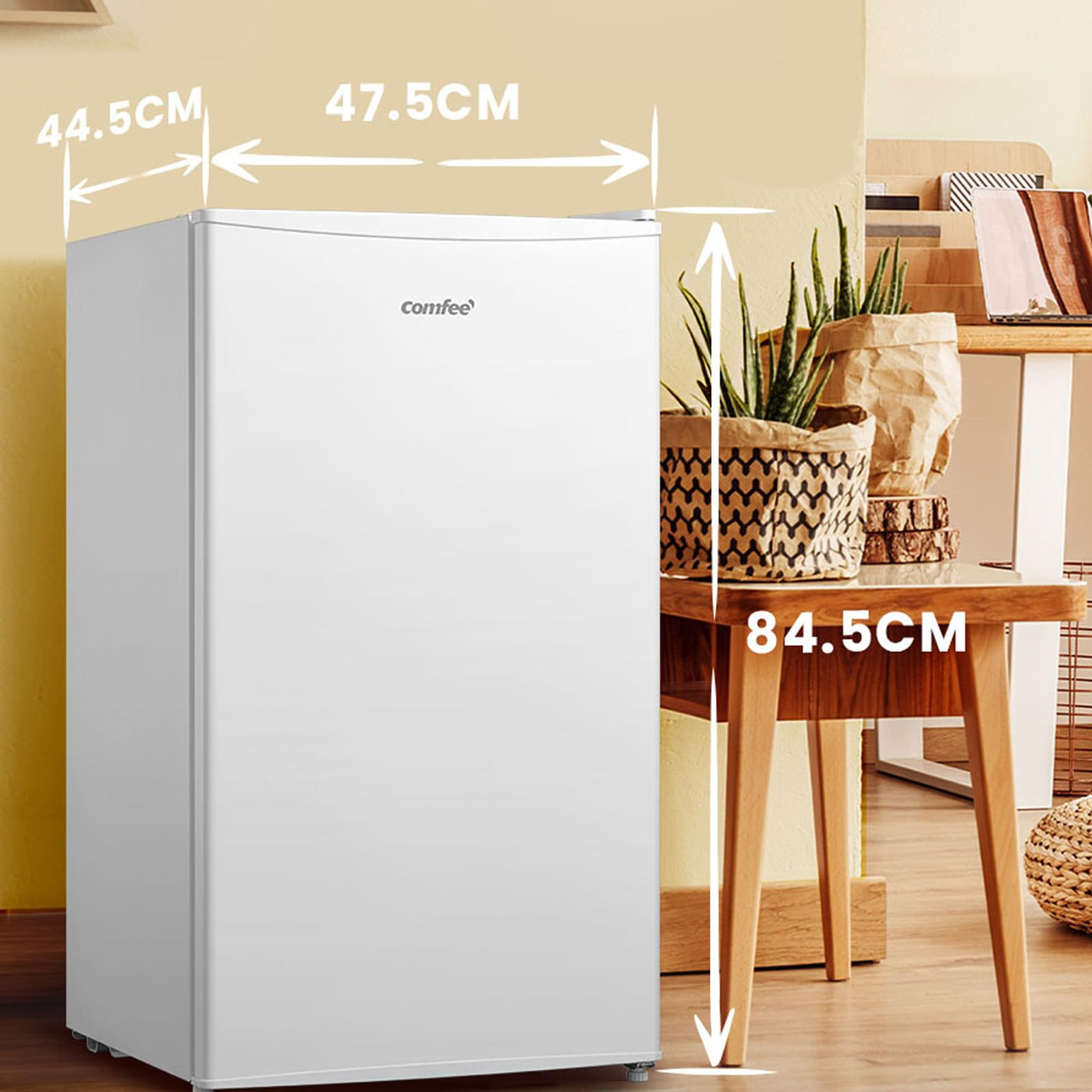 Comfee RCD80WH2(E) Kühlschrank mit Gefrierfach/ 80L Tischkühlschrank/Obst- und Gemüsefach/ 84,5cm Höhe / 47,5cm Breite / 137kWh/Jahr/Einstellbare Temperaturregelung/Verstellbare Füße/Weiß