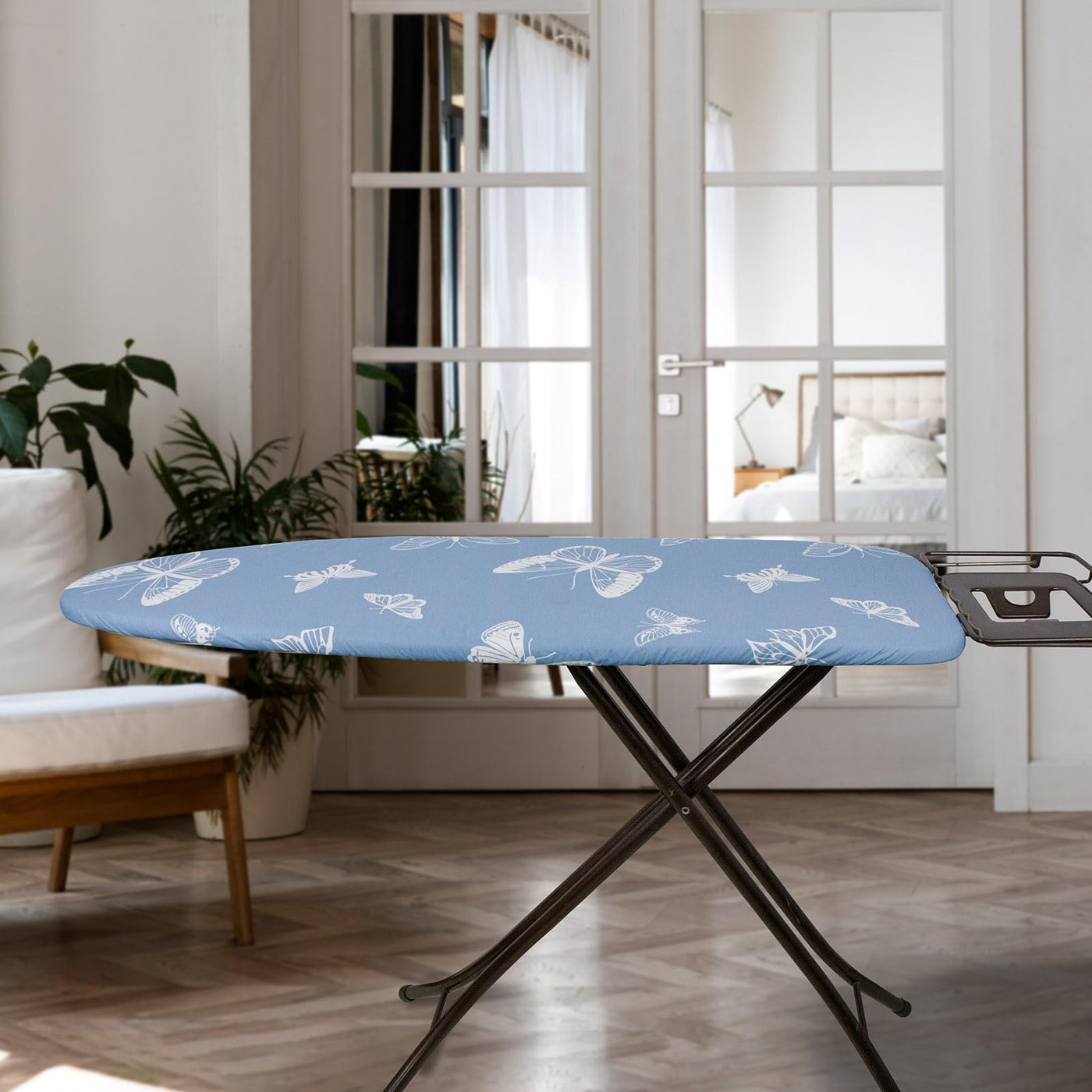 Frilodge Bügeltischbezug mit Dicker Polsterung 120x40, Rundum-Elastikband, Klettverschlüsse, passend für Bügeltische 125x45, ideal für Dampfbügelstationen Ironing Board Cover (Blue (Butterfly)