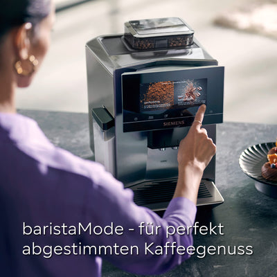 Siemens Kaffeevollautomat EQ900 TQ903D03, App-Steuerung, intuitives Full-Touch-Display, Barista-Modus, AromaBoost, Geräuschreduzierung, Premiummahlwerk, automatische Dampfreinigung, 1500 W, edelstahl