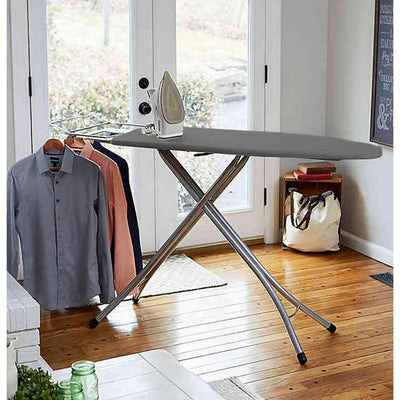 Housse de table à repasser Vileda Express Rapid pour centrale vapeur, surface métallisée et réfléchissante pour un repassage plus rapide, planches à repasser de 30-45 cm x 110-130 cm, couleur gris argenté métallisé