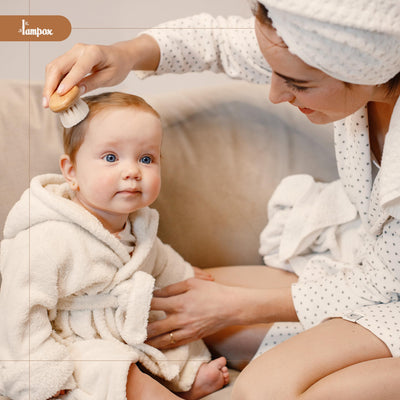 lampox Babyhaarbürste extra weich, Baby Erstausstattung Neugeborene mit weichen Ziegenhaaren, Milchschorf, Baby Haarbürste, Baby Pflegeset, Baby Geschenk, Kopfhautpflege, Kleinkinder, Babyzubehör