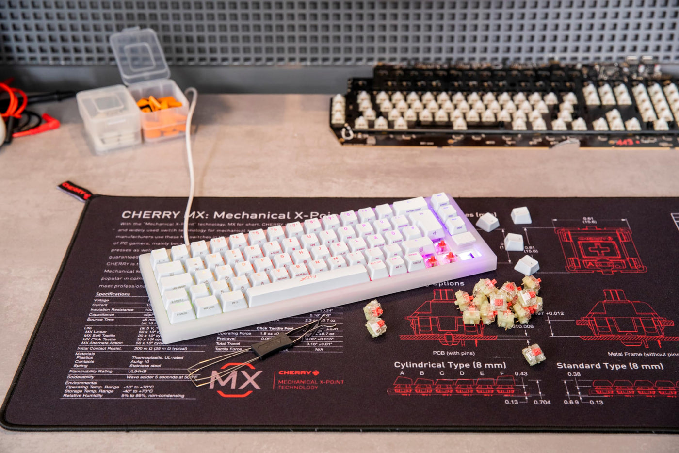 CHERRY MX RGB SILENT RED Switch Kit, 23 Mechanische Tastatur-Schalter, für DIY, Hot Swap oder Gaming-Keyboard, Linearer Switch ohne Klick, Leichtgängig & Leise