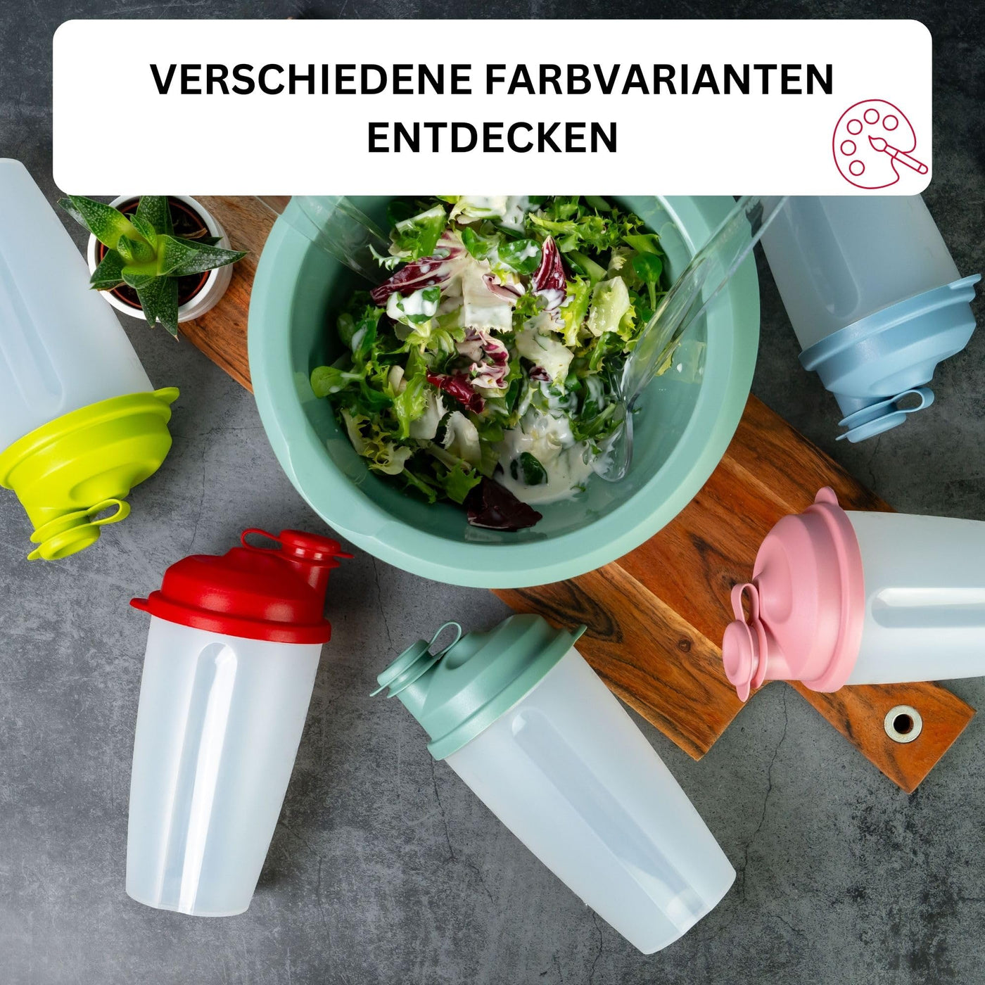 Westmark Mix- und Schüttelbecher/Dressingshaker mit Mess-Skala, herausnehmbarer Mixscheibe und verschließbarem Ausgießer, Fassungsvermögen: 0,5 l, Kunststoff, BPA-frei, Farbe: Transluzent/Rosa