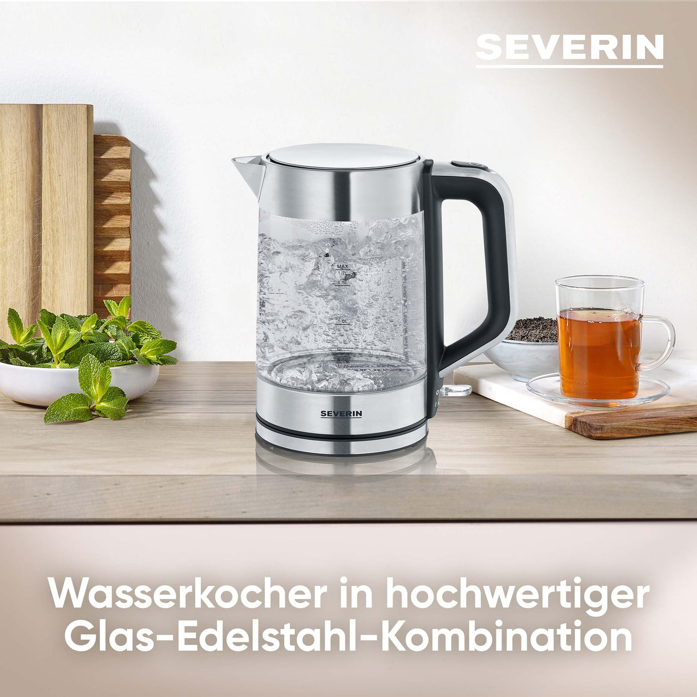 SEVERIN Glas-Wasserkocher mit 1.7L XXL-Füllvolumen, leistungsstarker und kompakter Wasserkocher in hochwertigem Deisgn, elektischer Wasserkocher mit Kalkfilter, 2200 Watt, Glas-Edelstahl, WK 3420