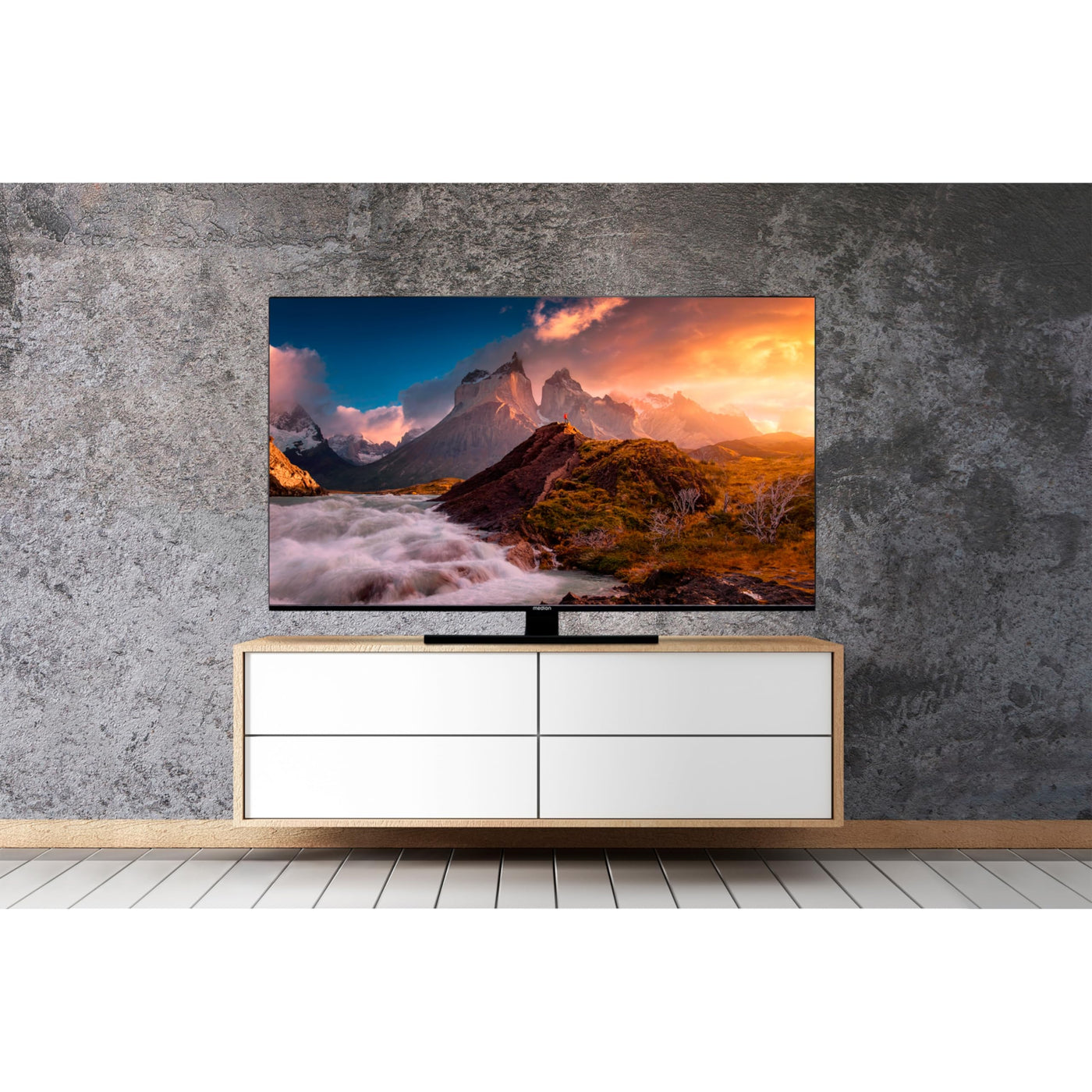 MEDION X15574 (MD 30987) 138,8 cm (55 Zoll) QLED Fernseher (Smart TV, 4K, Dolby Vision HDR, Dolby Atmos, Subwoofer, Netflix, Prime Video, PVR, Bluetooth, MEMC, Micro Dimming)